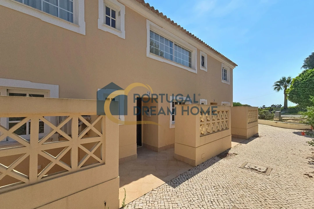 Moradia T2 para Venda em Albufeira e Olhos de Água Foto 19