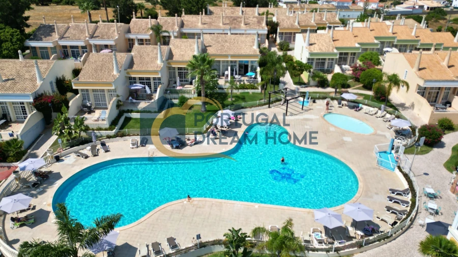 Moradia T2 para Venda em Albufeira e Olhos de Água