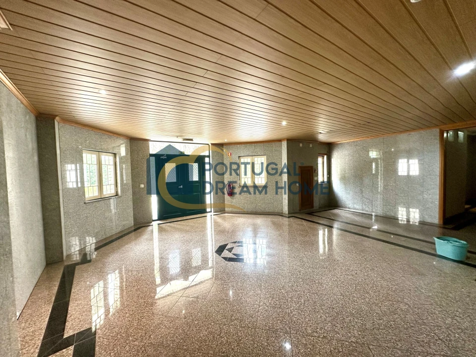 Apartamento T2 para Venda em Albufeira e Olhos de Água Foto 4