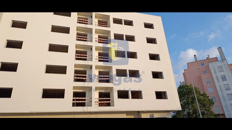 Apartamento T2 para Venda em Rio de Mouro