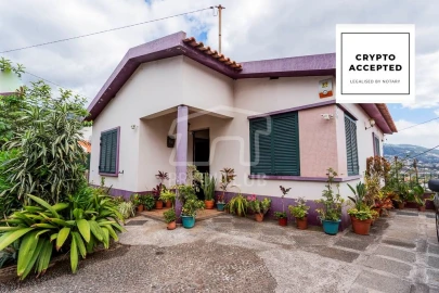 Moradia T3 para Venda em Santo Antonio