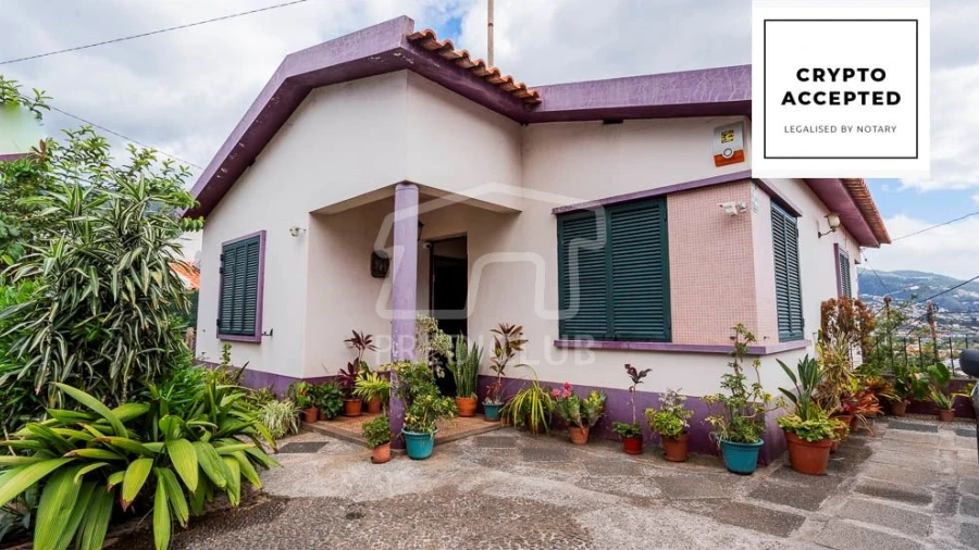 Moradia T3 para Venda em Santo Antonio
