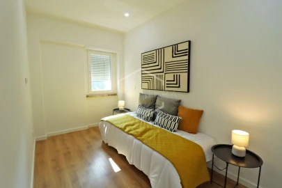 Apartamento T3 para Venda em Benfica