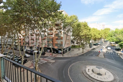 Apartamento T3 para Venda em Benfica