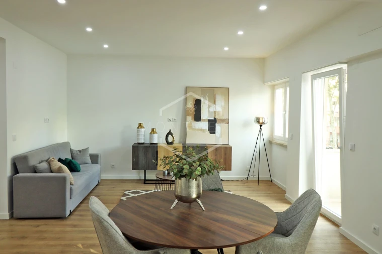 Apartamento T3 para Venda em Benfica Foto 9