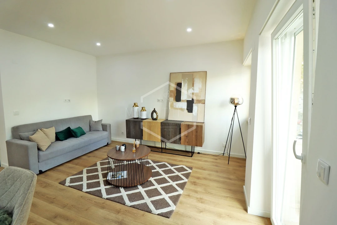 Apartamento T3 para Venda em Benfica Foto 10