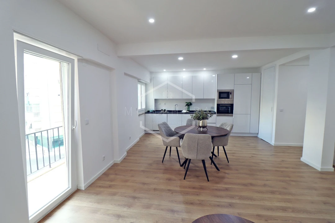 Apartamento T3 para Venda em Benfica Foto 5