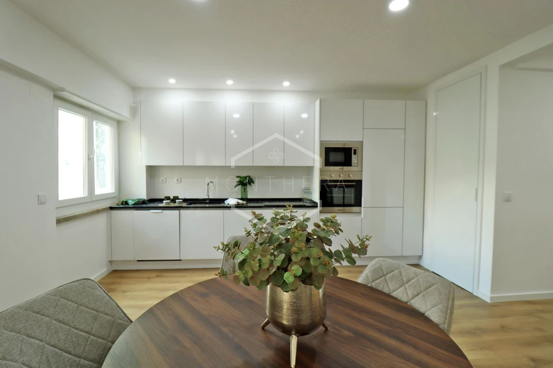 Apartamento T3 para Venda em Benfica Foto 1