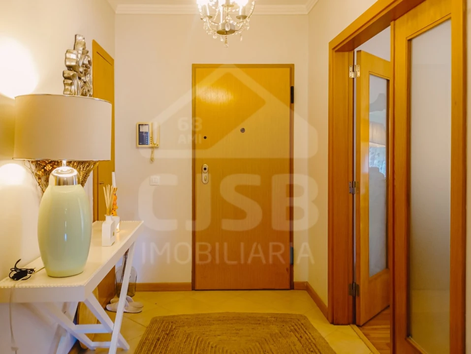 Apartamento T4 para Venda em Samora Correia Foto 2