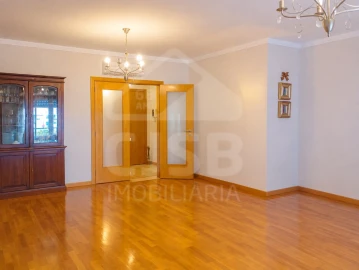 Apartamento T4 para Venda em Samora Correia