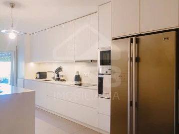 Apartamento T4 para Venda em Samora Correia