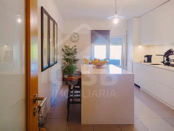 Apartamento T4 para Venda em Samora Correia