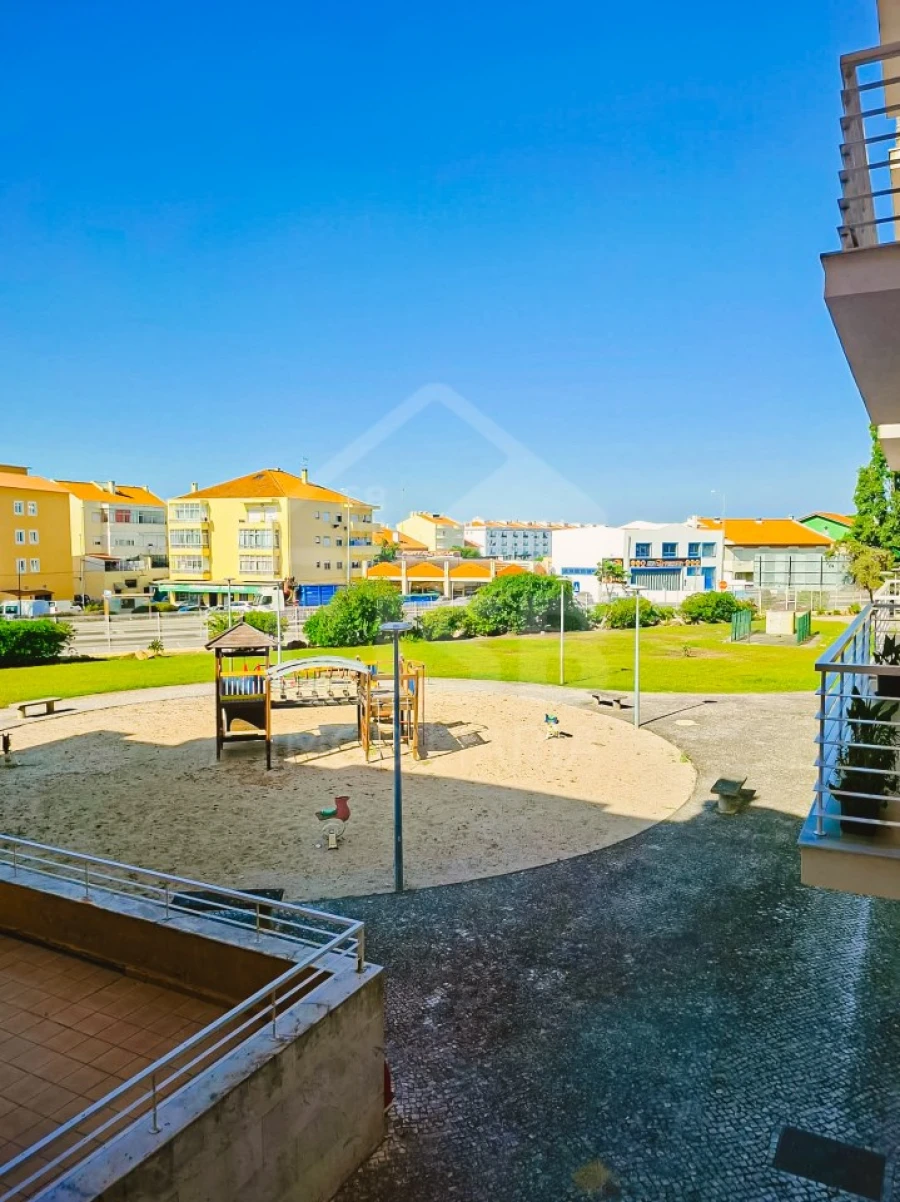 Apartamento T4 para Venda em Samora Correia Foto 23