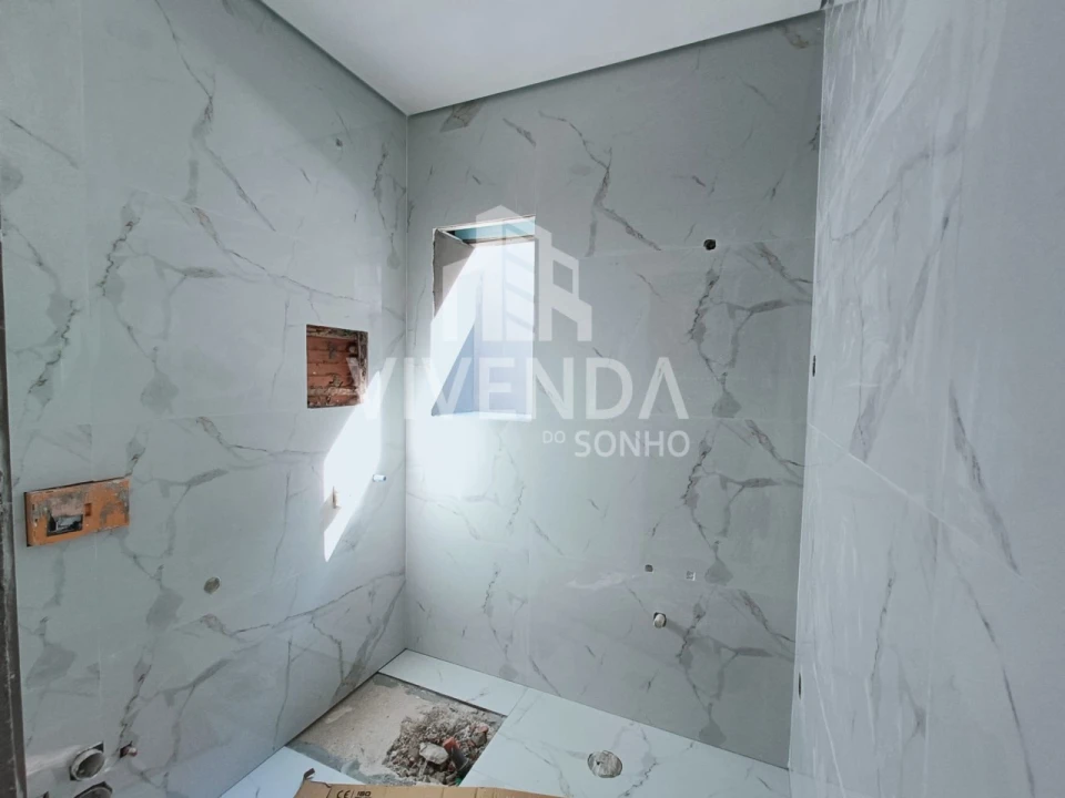 Moradia T4 para Venda em Fernao Ferro Foto 13