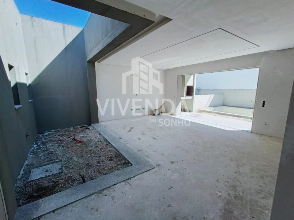 Moradia T4 para Venda em Fernao Ferro Foto 10