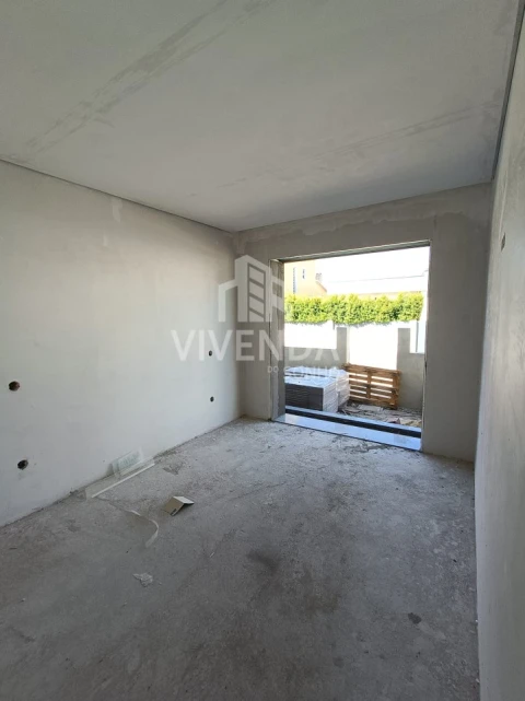 Moradia T4 para Venda em Fernao Ferro
