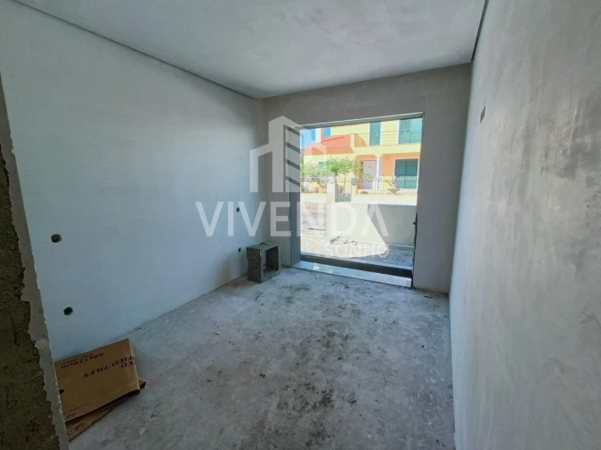Moradia T4 para Venda em Fernao Ferro Foto 18