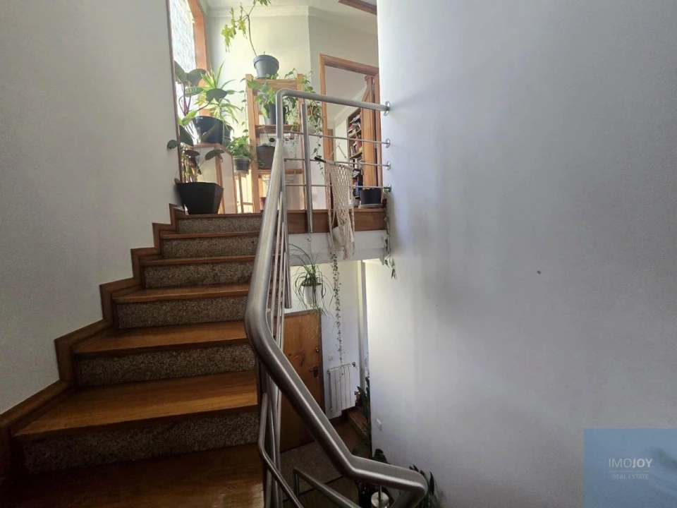 Moradia T3 para Venda em Pedrouços Foto 11