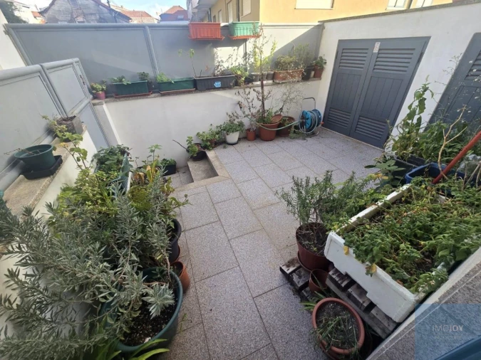 Moradia T3 para Venda em Pedrouços Foto 21