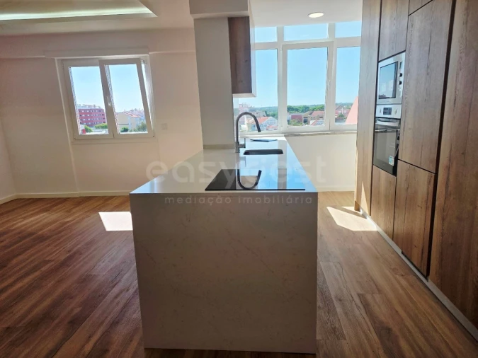 Apartamento T1 para Venda em Amora Foto 6