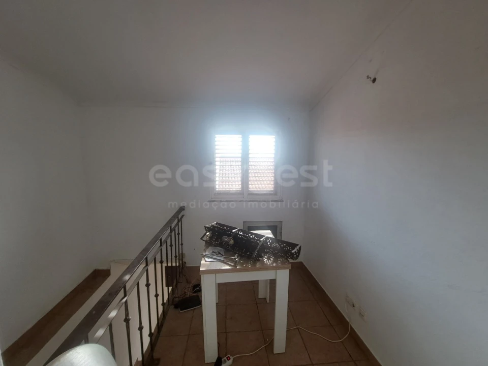 Moradia T2 para Venda em Santa Clara de Louredo Foto 22