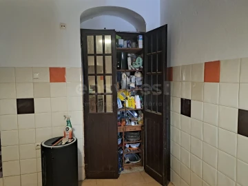 Moradia T2 para Venda em Santa Clara de Louredo