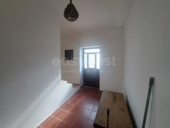 Moradia T2 para Venda em Santa Clara de Louredo Foto 7