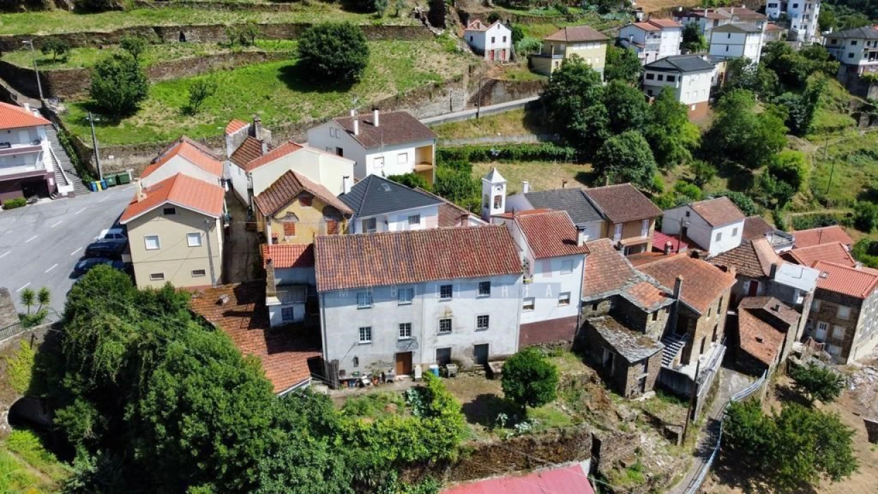 Moradia T3 para Venda em Arganil Foto 36