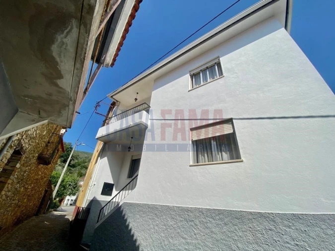Moradia T3 para Venda em Arganil Foto 24