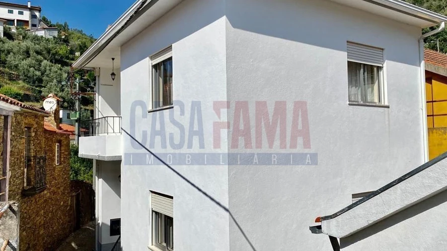 Moradia T3 para Venda em Arganil