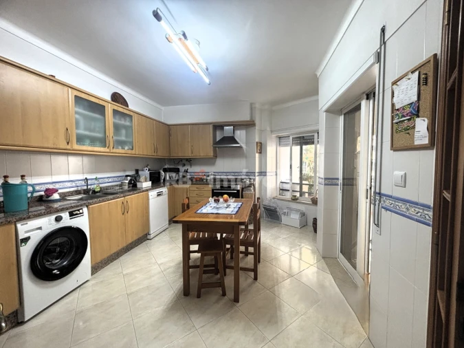Apartamento T3 para Venda em São João Baptista Foto 8