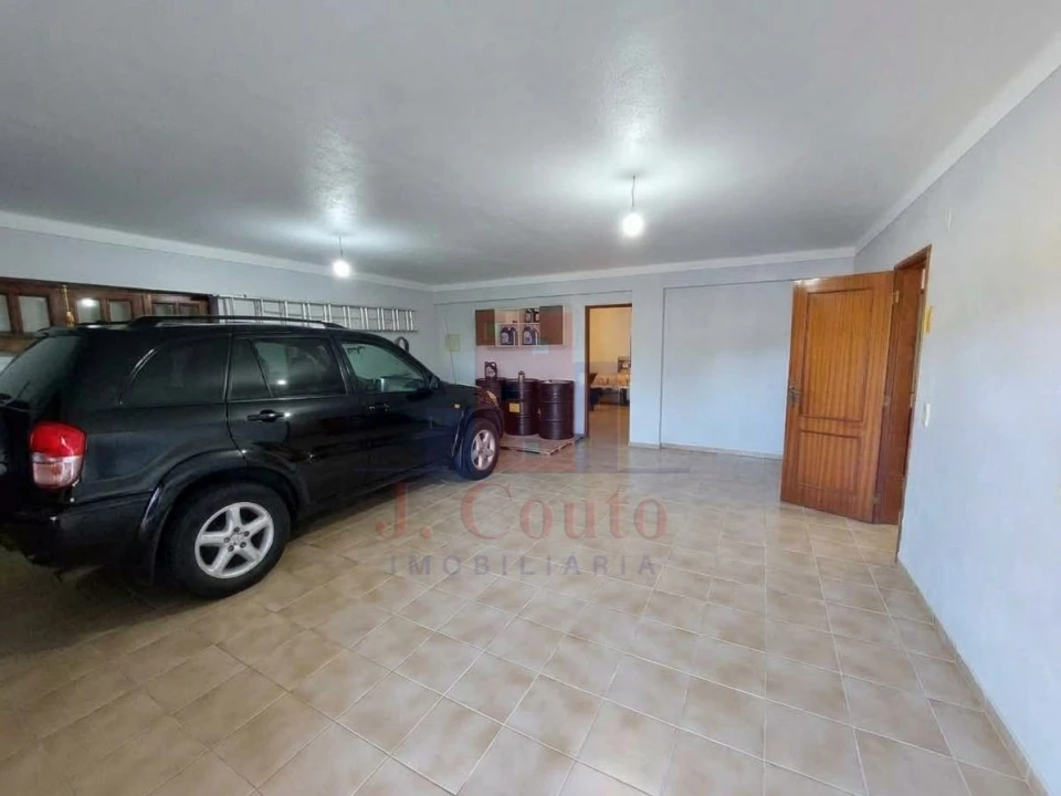 Moradia T4 para Venda em Nadadouro Foto 24