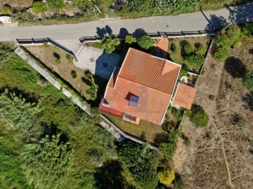 Moradia T4 para Venda em Nadadouro