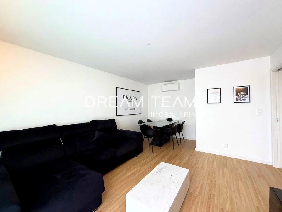 Apartamento T2 para Venda em Santo António dos Cavaleiros e Frielas Foto 6