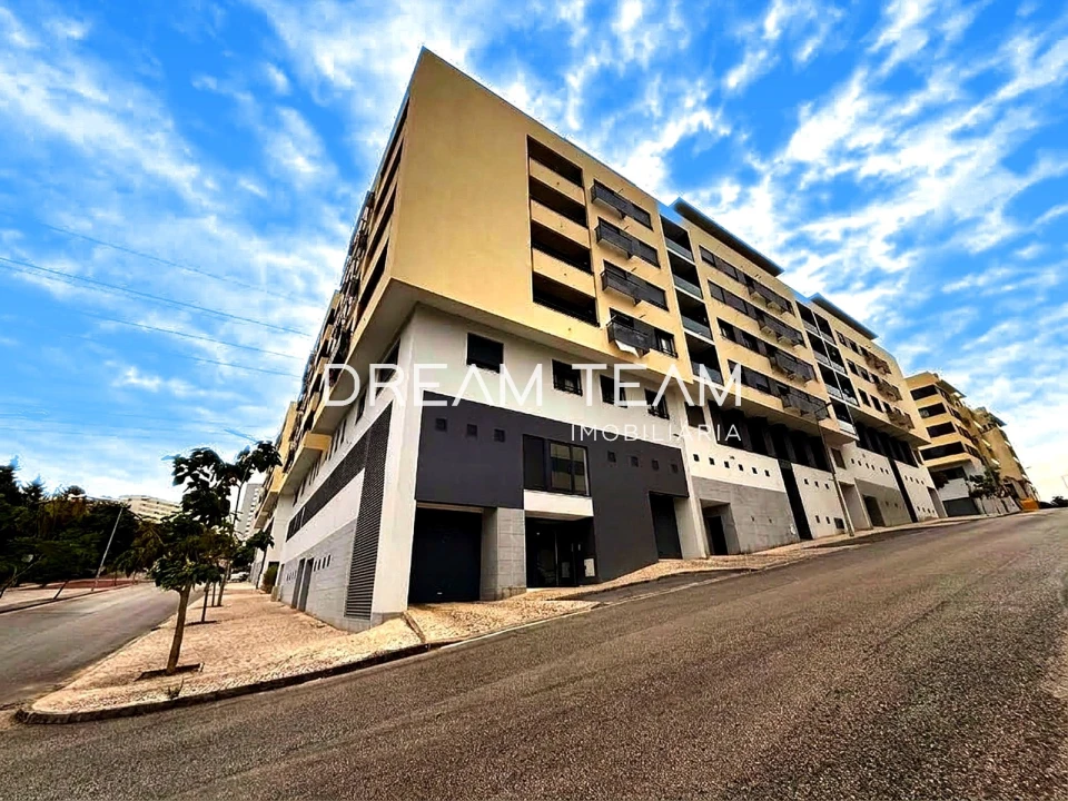 Apartamento T2 para Venda em Santo António dos Cavaleiros e Frielas Foto 19