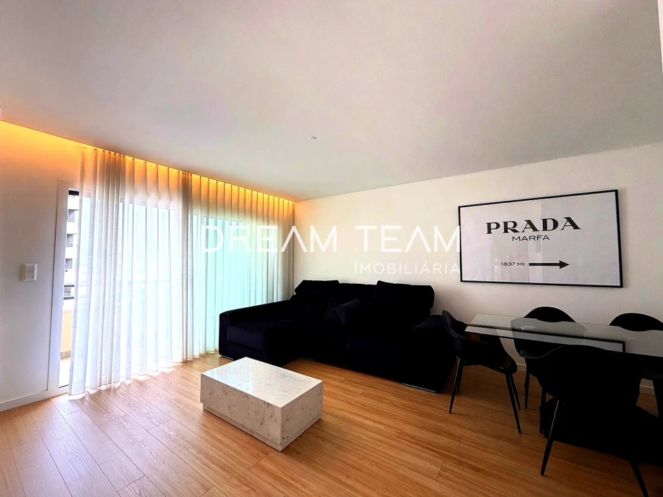 Apartamento T2 para Venda em Santo António dos Cavaleiros e Frielas Foto 5