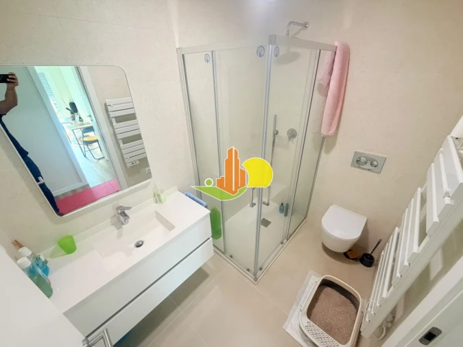 Apartamento T2 para Arrendamento em Tavarede Foto 8