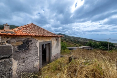 Moradia T1 para Venda em Estreito da Calheta