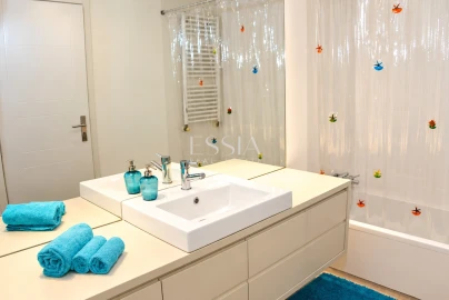 Apartamento T3 para Venda em Ramalde