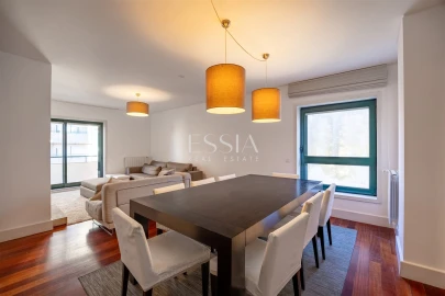 Apartamento T3 para Venda em Ramalde