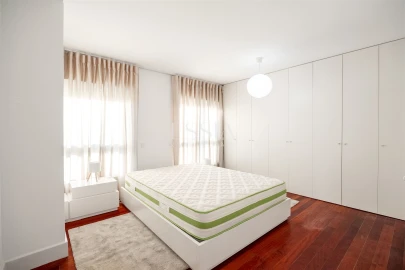Apartamento T3 para Venda em Ramalde