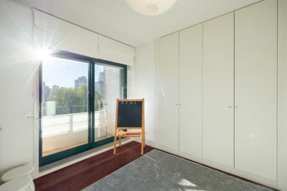 Apartamento T3 para Venda em Ramalde