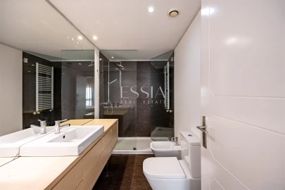 Apartamento T3 para Venda em Ramalde