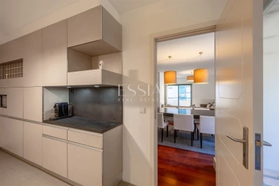 Apartamento T3 para Venda em Ramalde
