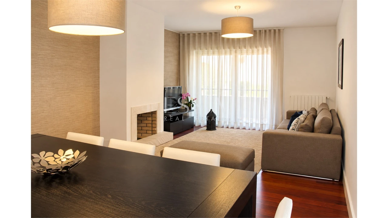 Apartamento T3 para Venda em Ramalde Foto 2