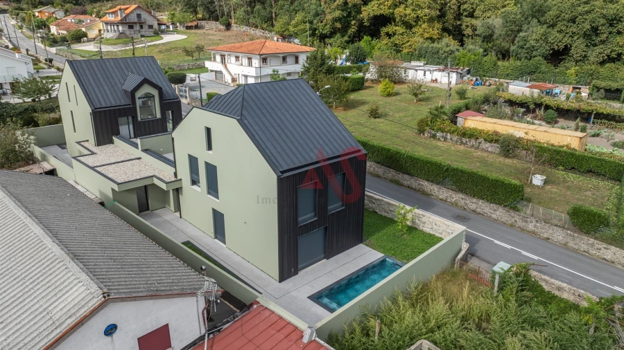 Moradia T3 para Venda em Monte Córdova Foto 31