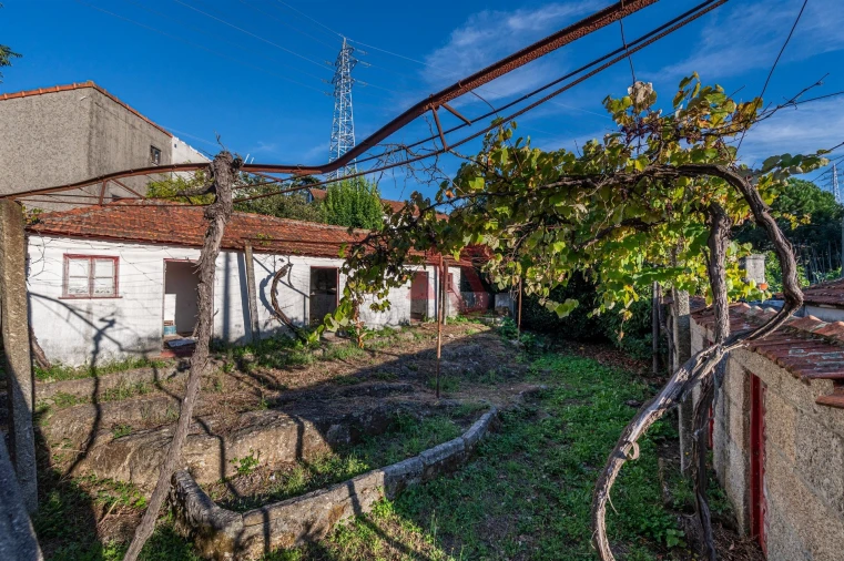 Moradia T5 para Venda em São Tomé de Negrelos Foto 20