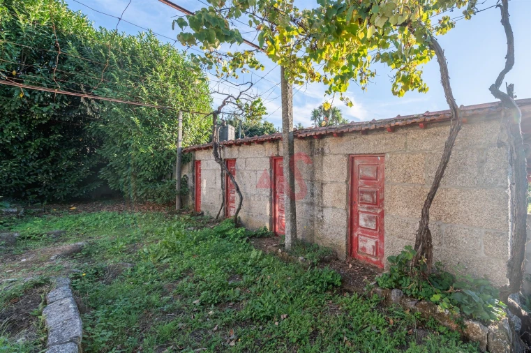 Moradia T5 para Venda em São Tomé de Negrelos Foto 25