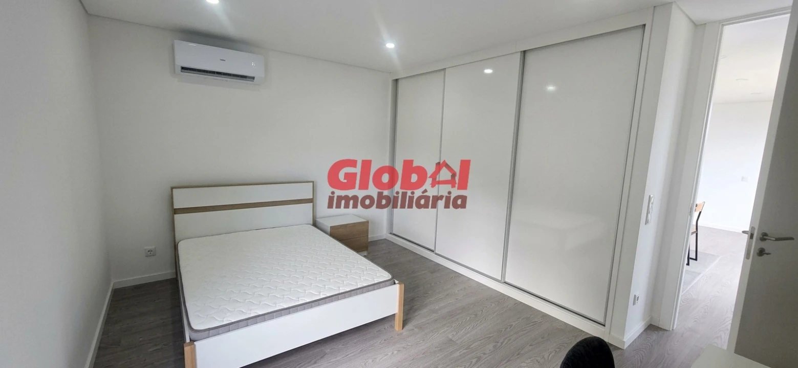Apartamento T2 para Venda em Repeses e São Salvador Foto 4