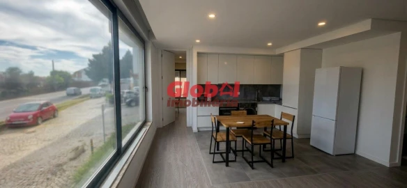 Apartamento T2 para Venda em Repeses e São Salvador